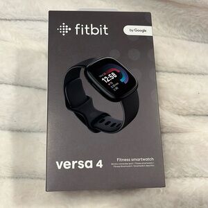 Fitbit versa 4. 24mm